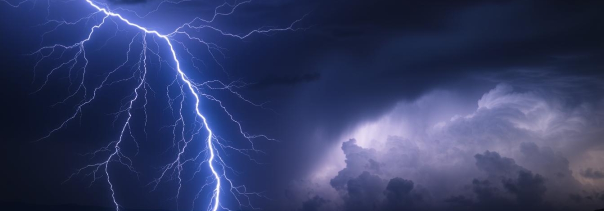 Lightning strike statistics